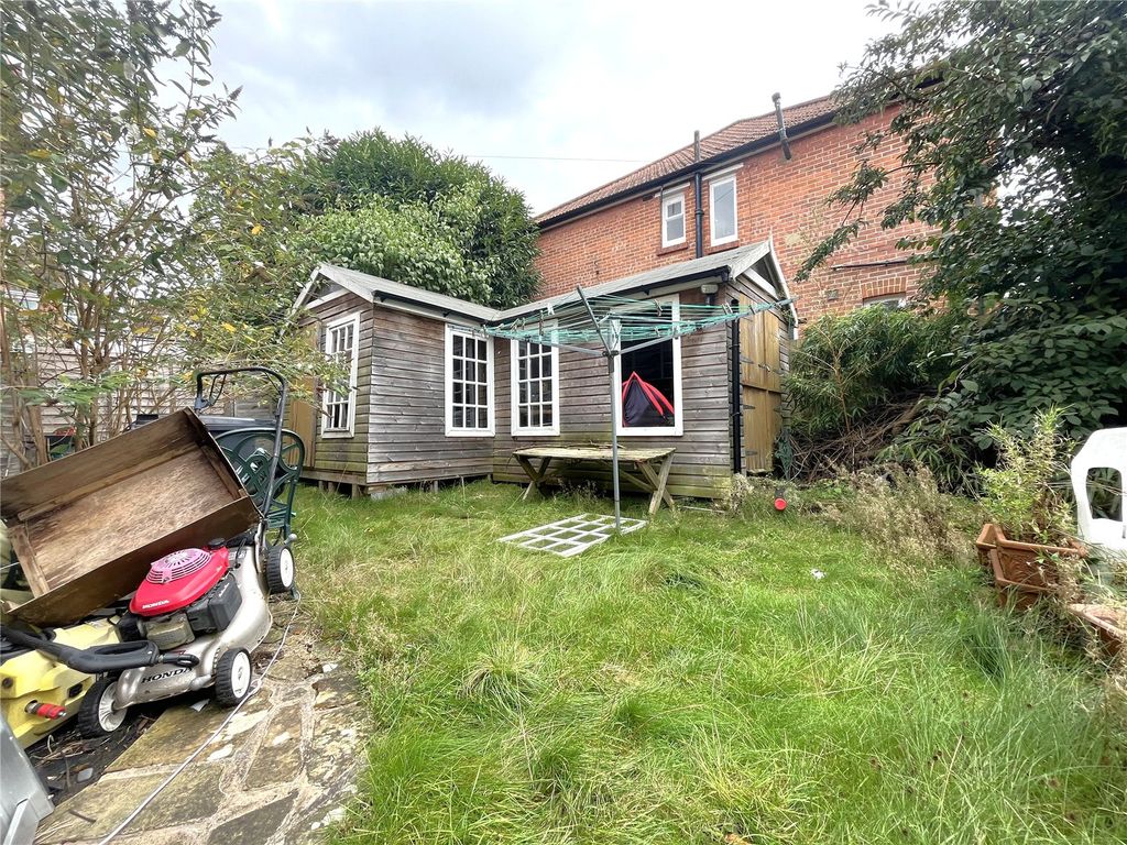Property photo 1 of 5 Picture No. 14
