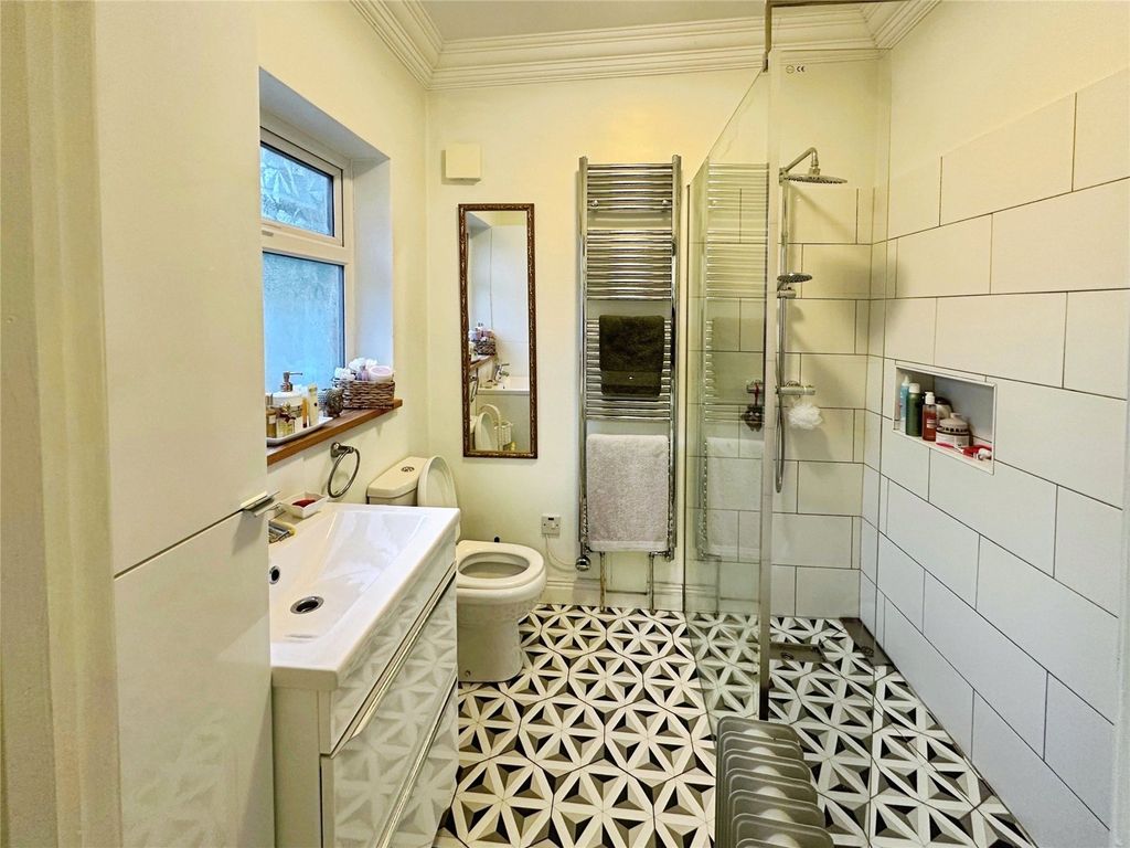 Property photo 3 of 8 Picture No. 02