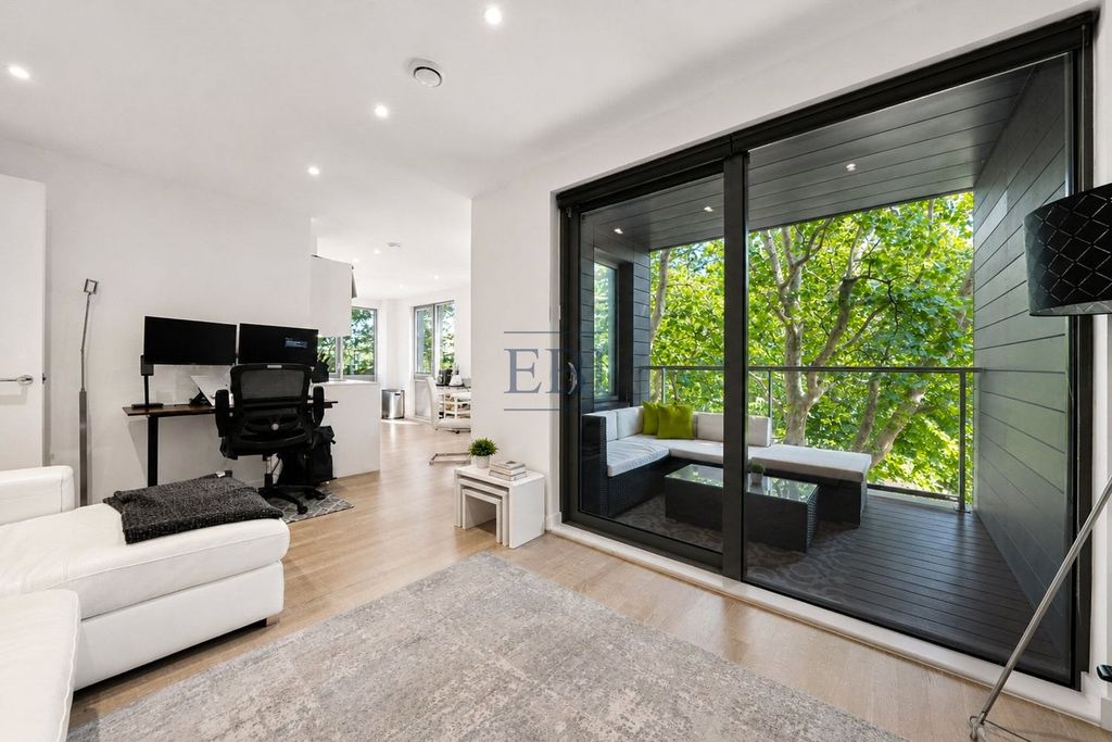 Property photo 1 of 16 Picture No. 06