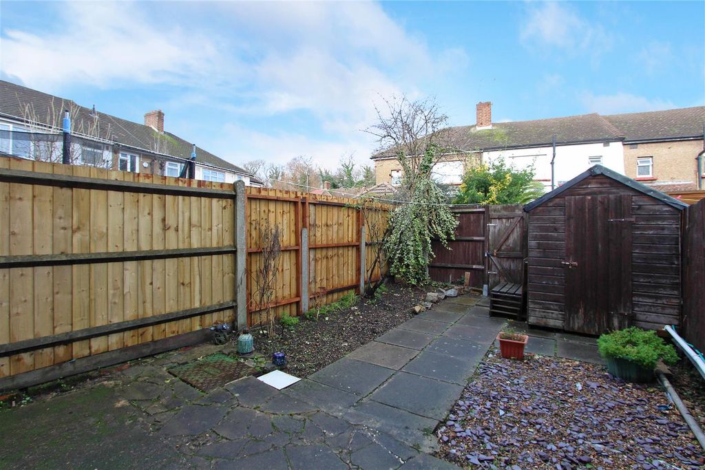 Property photo 3 of 9