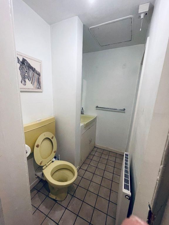 Property photo 3 of 10 Photo 3