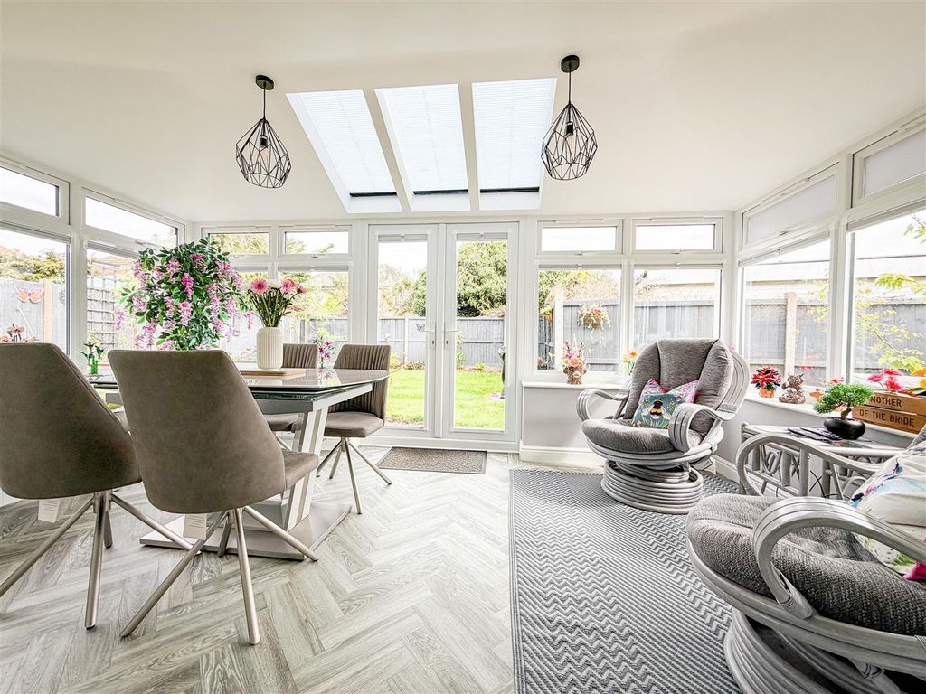 Property photo 3 of 23 Sun Room