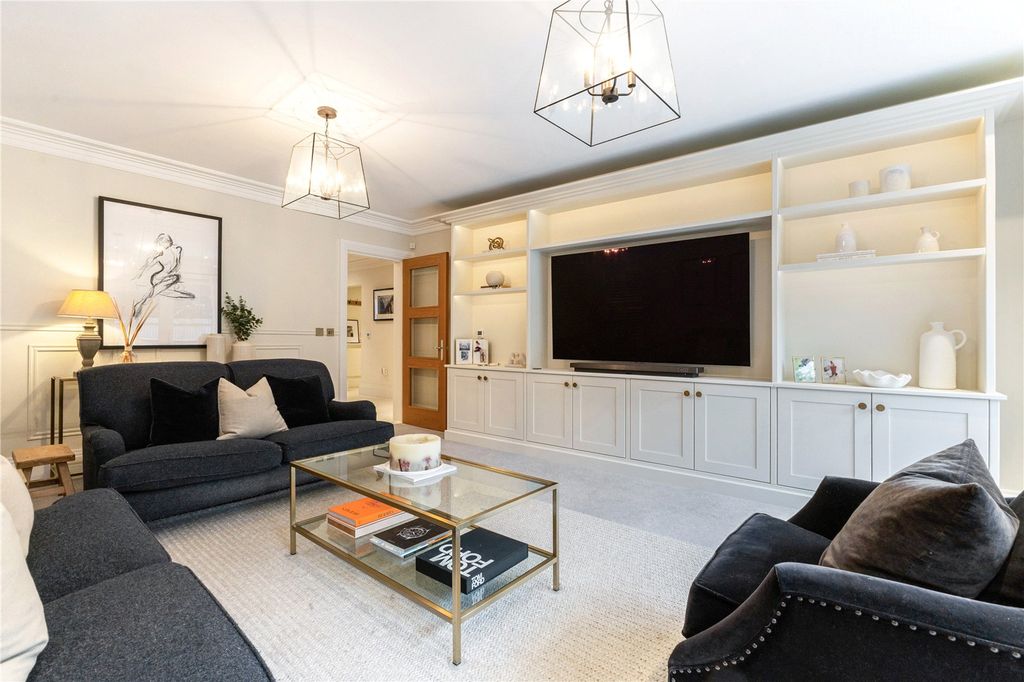 Property photo 3 of 16 Drawing Room