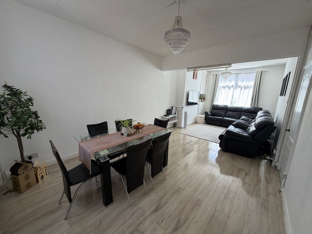 Property photo 2 of 19 Img_5208