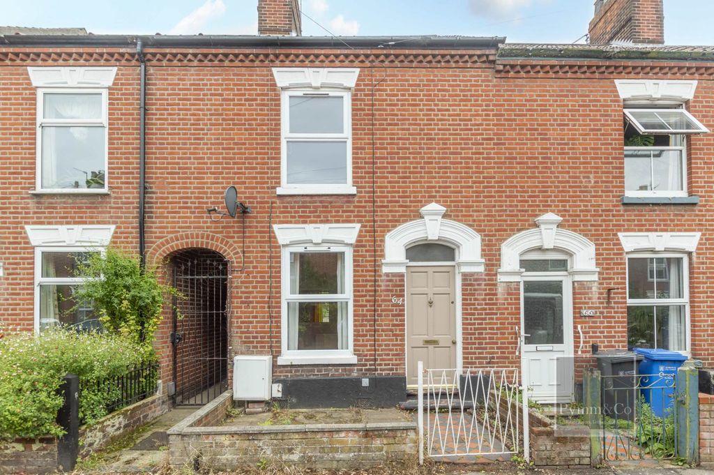 Property photo 1 of 11