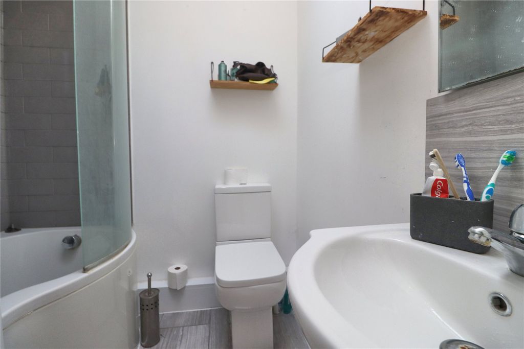 Property photo 3 of 11 Picture No. 04