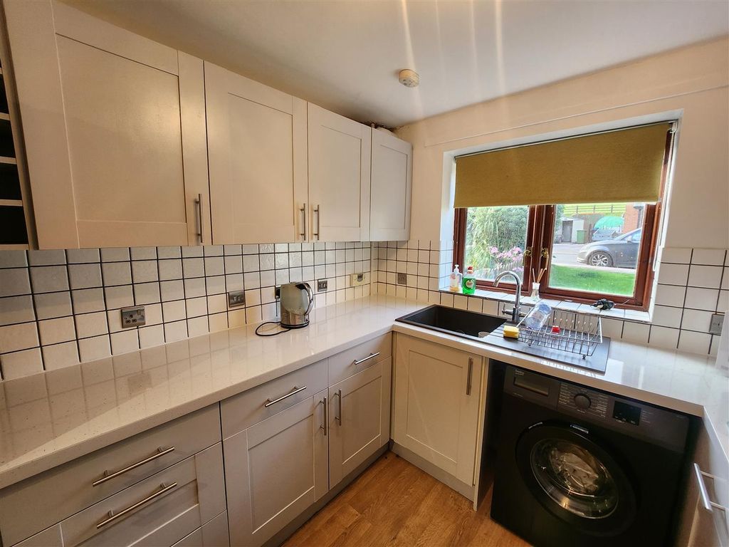 Property photo 3 of 16