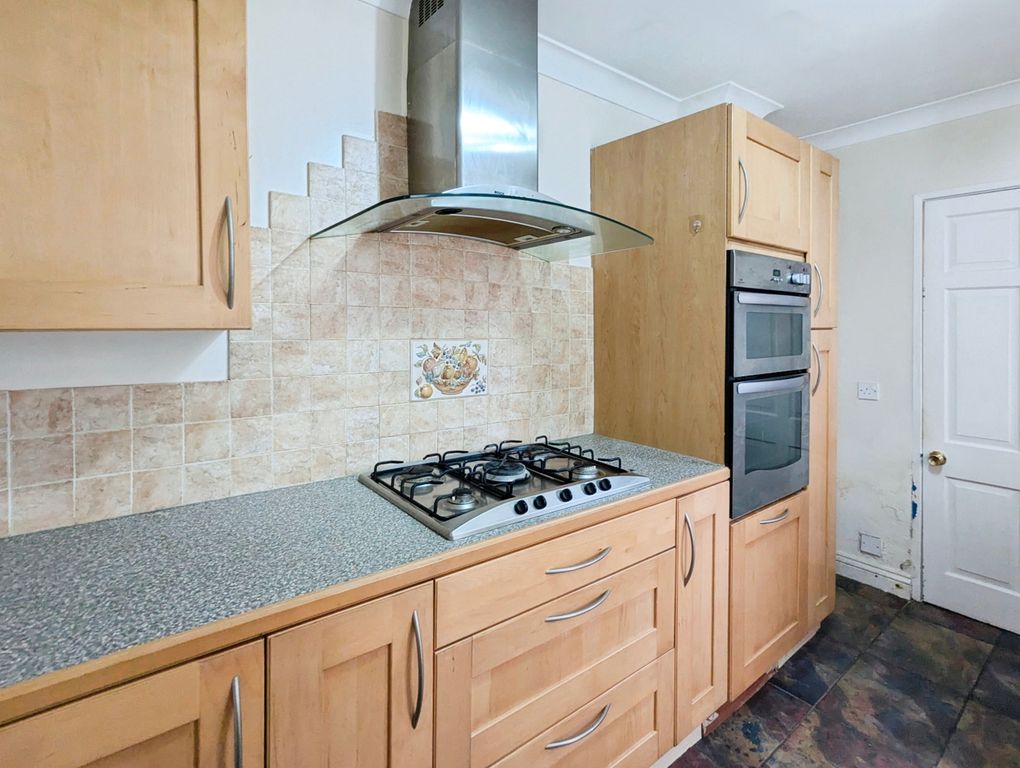 Property photo 2 of 16