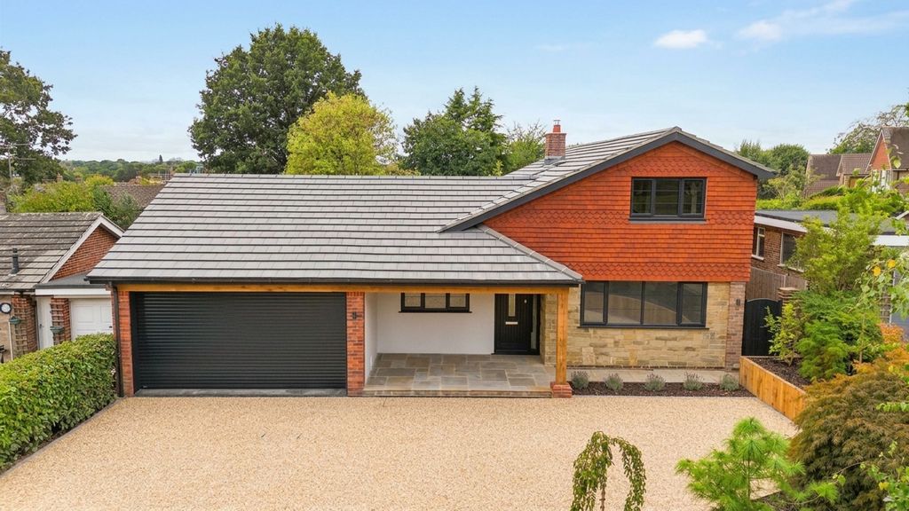 Property photo 1 of 31