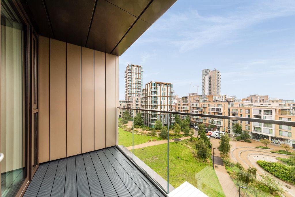 Property photo 3 of 12 Image