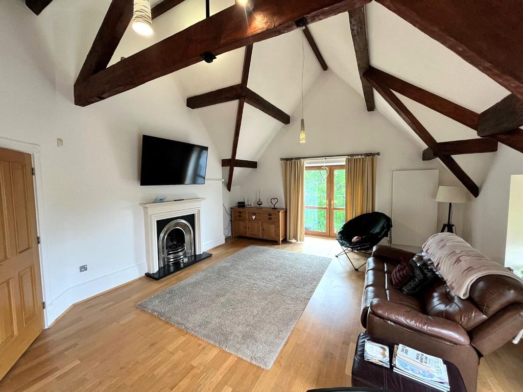 Property photo 2 of 13 1.Jpg