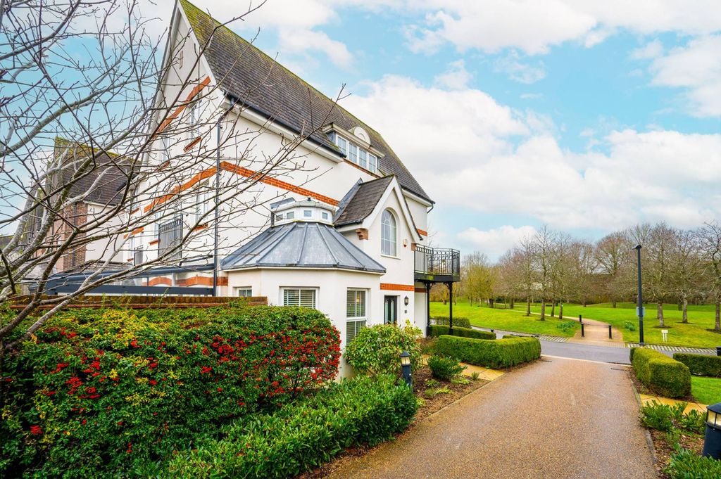 Property photo 3 of 31