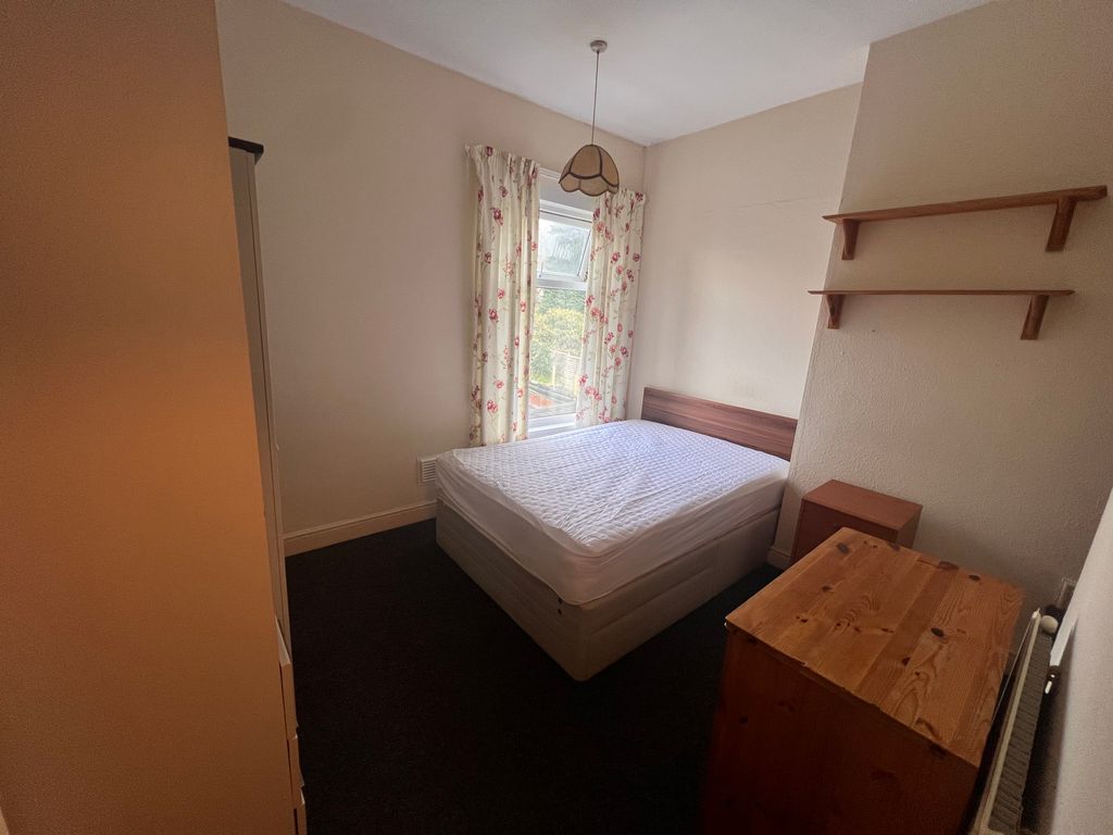 Property photo 3 of 3