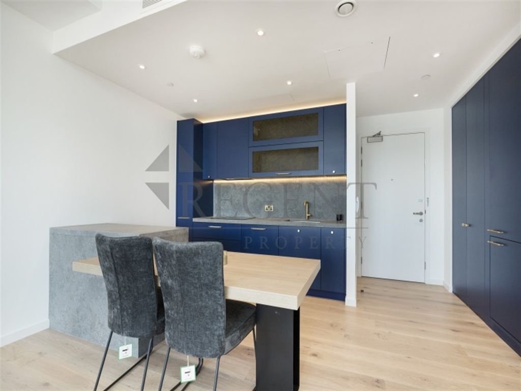 Property photo 2 of 12 Kitchen