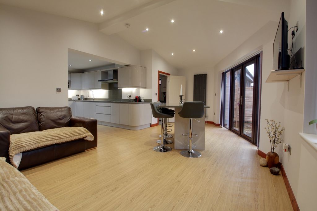 Property photo 2 of 19 Open-Plan Living Room And Dining Area