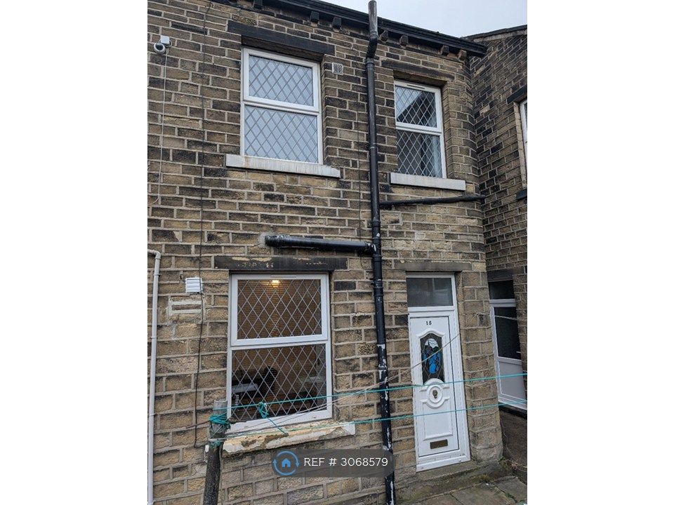 Property photo 1 of 11 Outside
