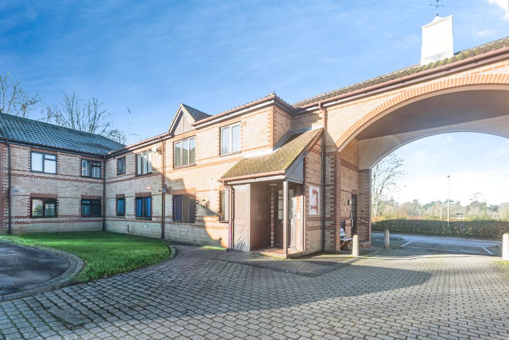 Property photo 2 of 19