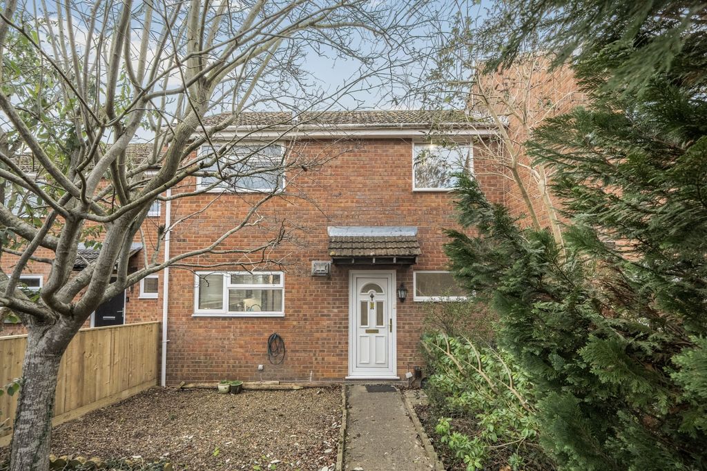 Property photo 1 of 11 1392936-10-69402308Be7B0