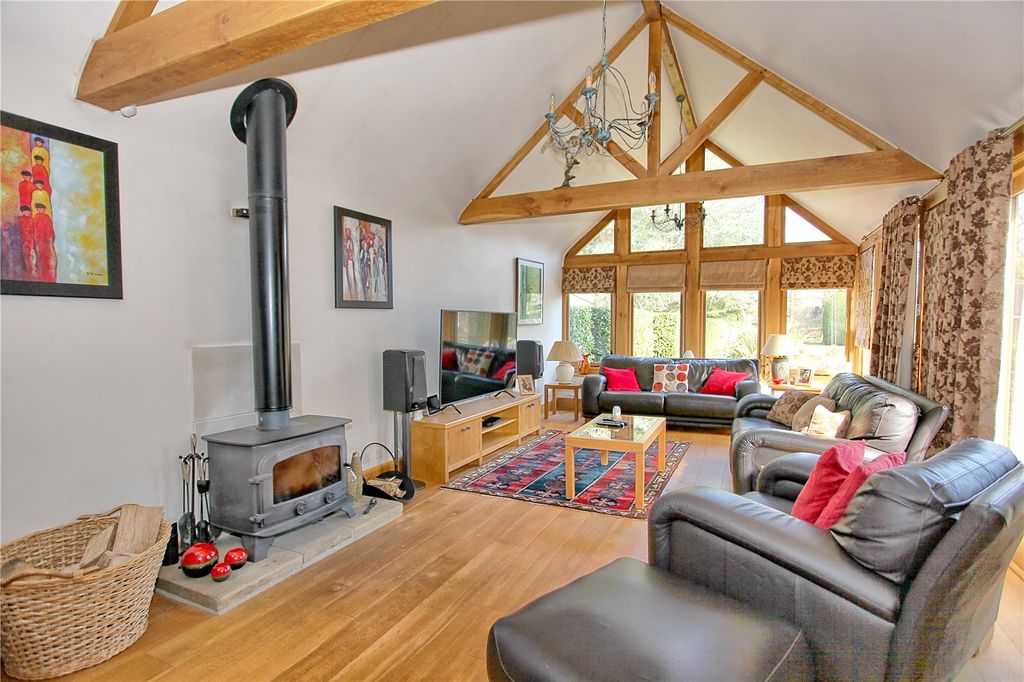 Property photo 3 of 25 Picture No. 17