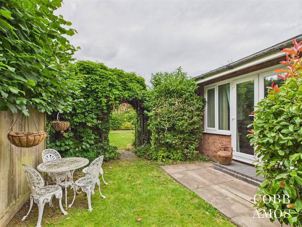 Property photo 3 of 15 Cam02803G0-Pr0199-Still024.Jpg