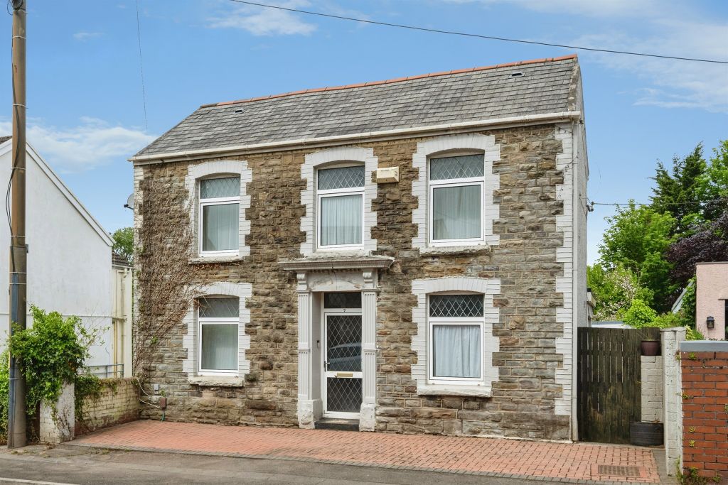 Property photo 2 of 24