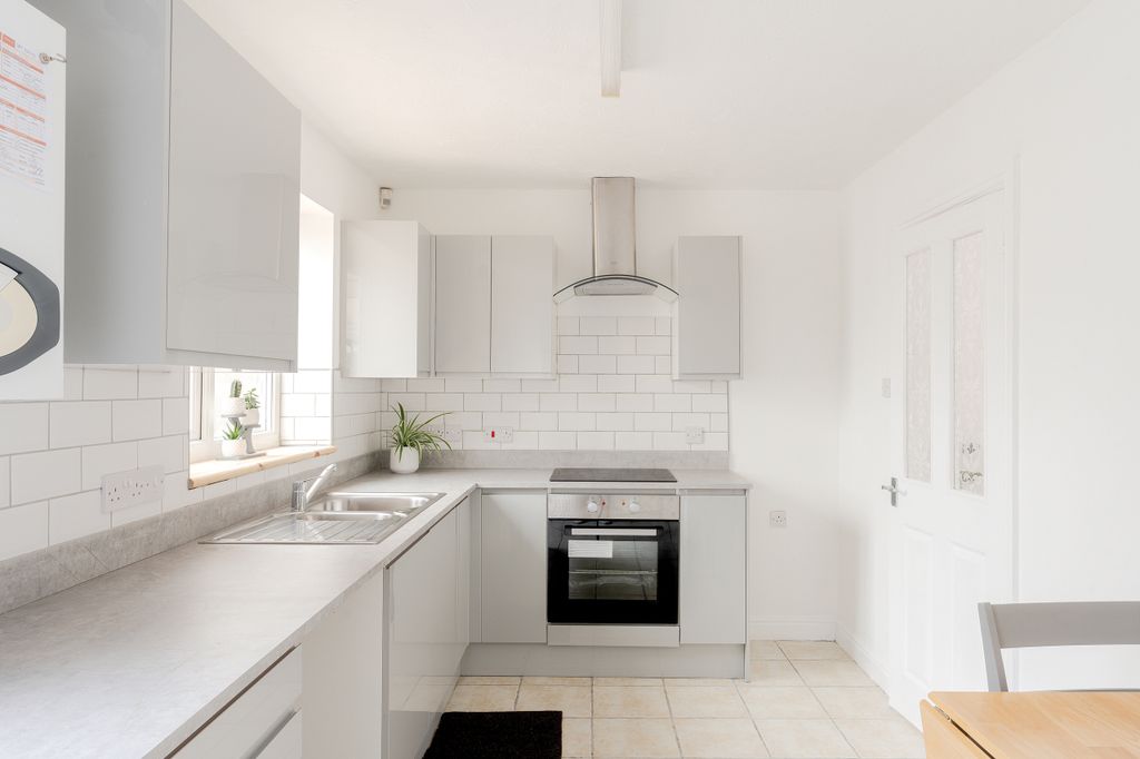 Property photo 2 of 22 Photo 9