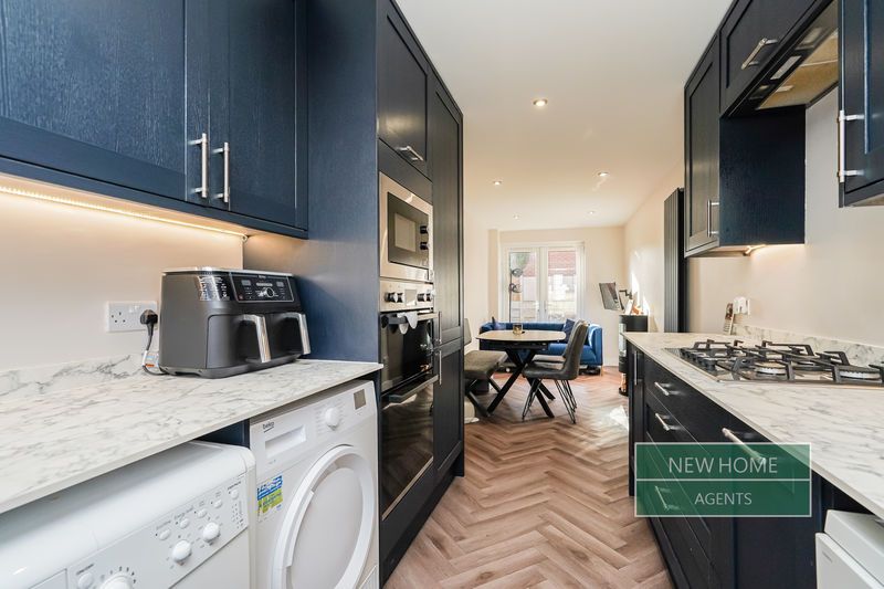 Property photo 3 of 24 Photo 16