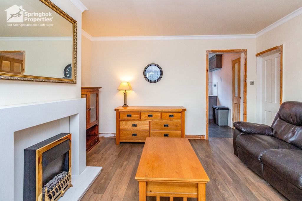 Property photo 2 of 17 Image 2