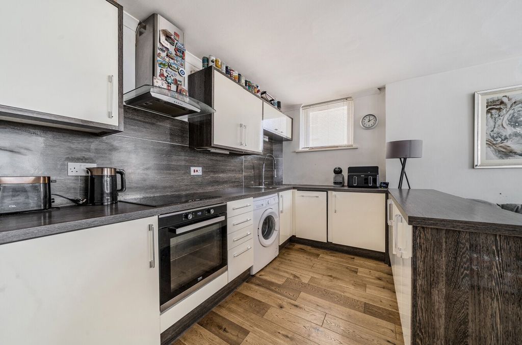 Property photo 3 of 18 Picture No. 18