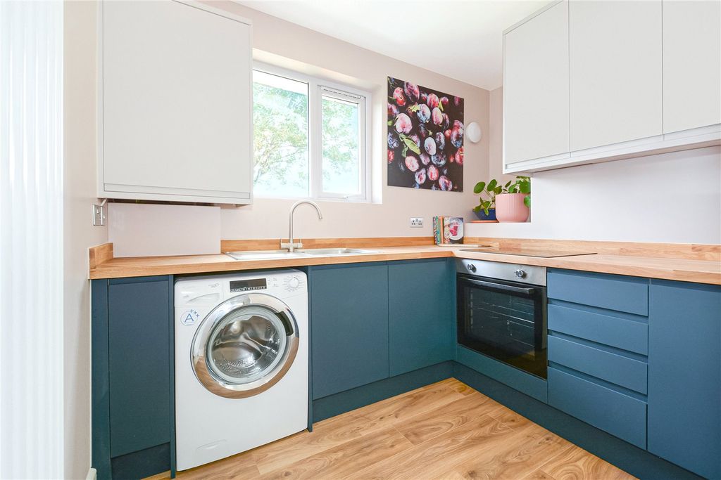 Property photo 3 of 12 Picture No. 31