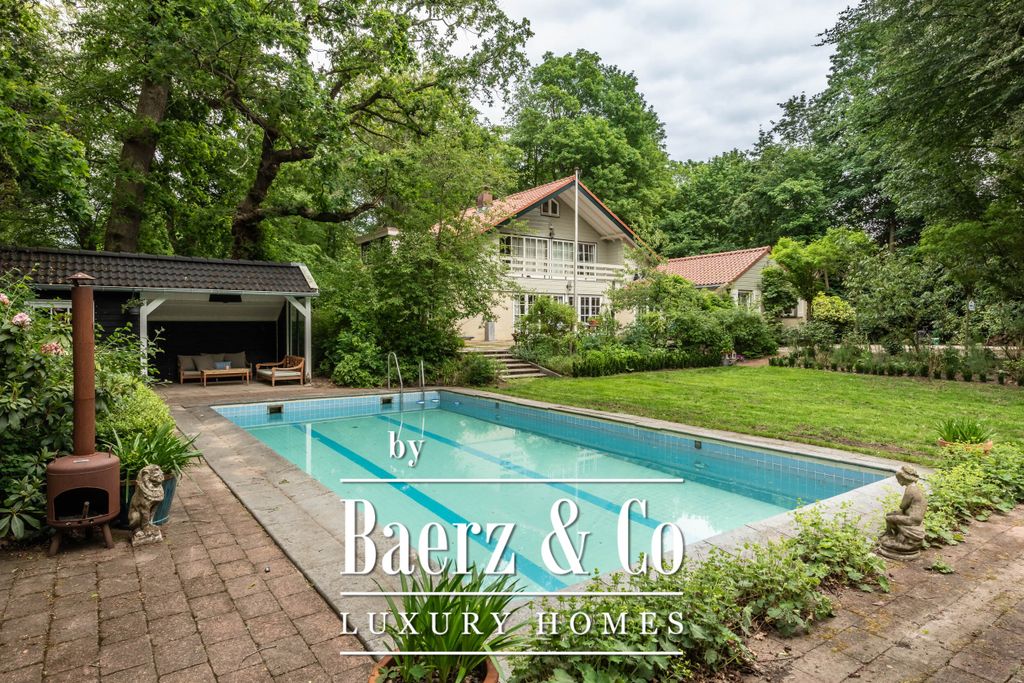 Property photo 1 of 1