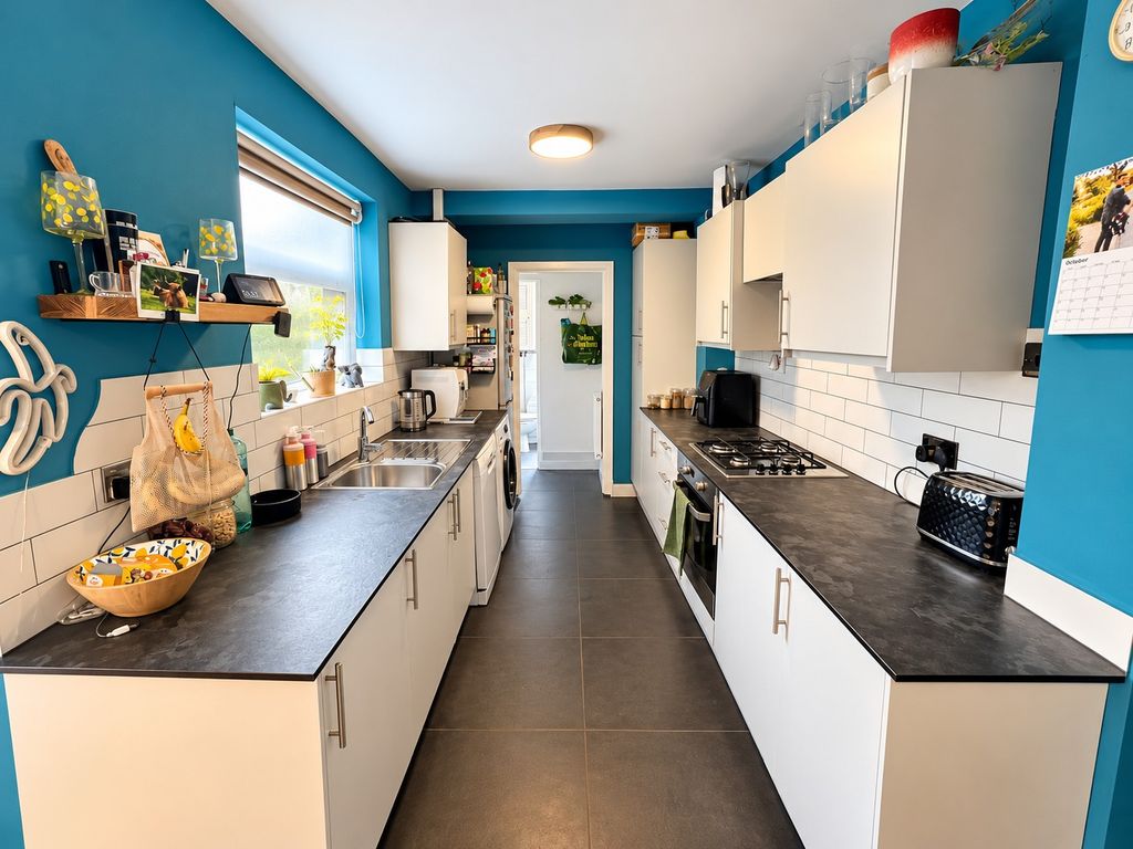 Property photo 3 of 13