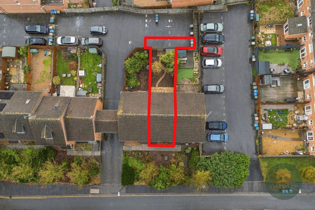 Property photo 2 of 23