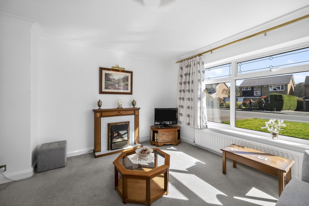 Property photo 2 of 20