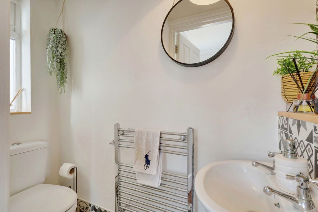 Property photo 3 of 22