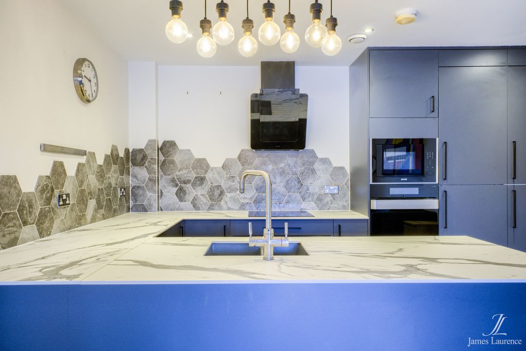 Property photo 2 of 20 Pxt47218-Hdr(3)