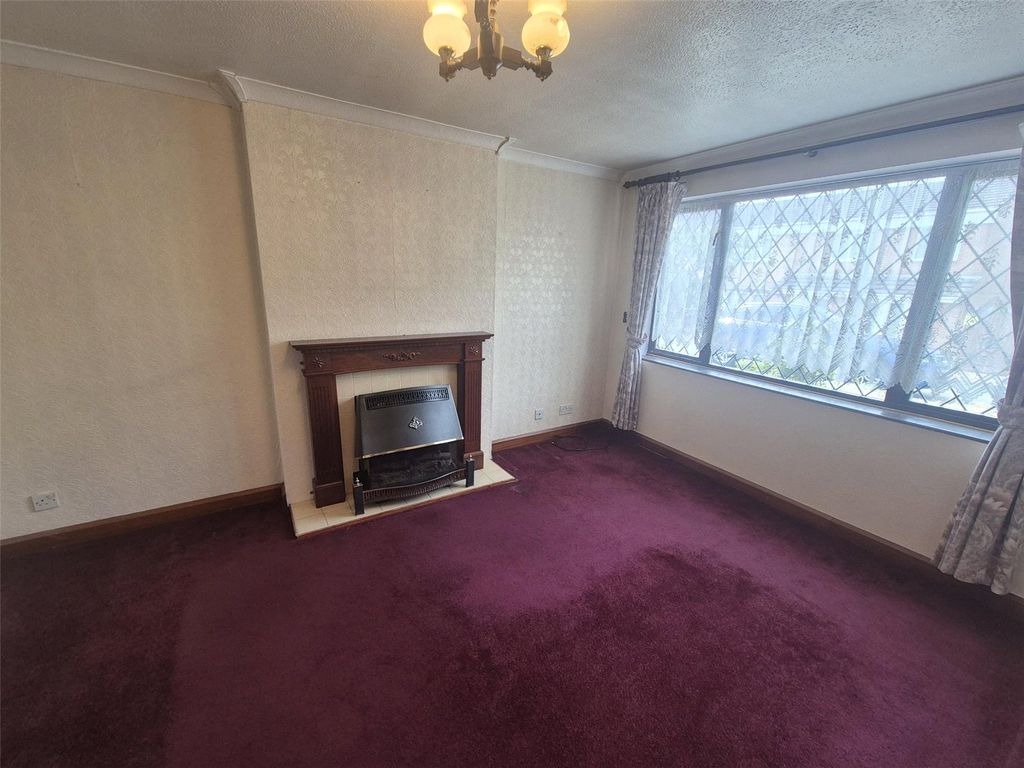 Property photo 3 of 11 Picture No. 02