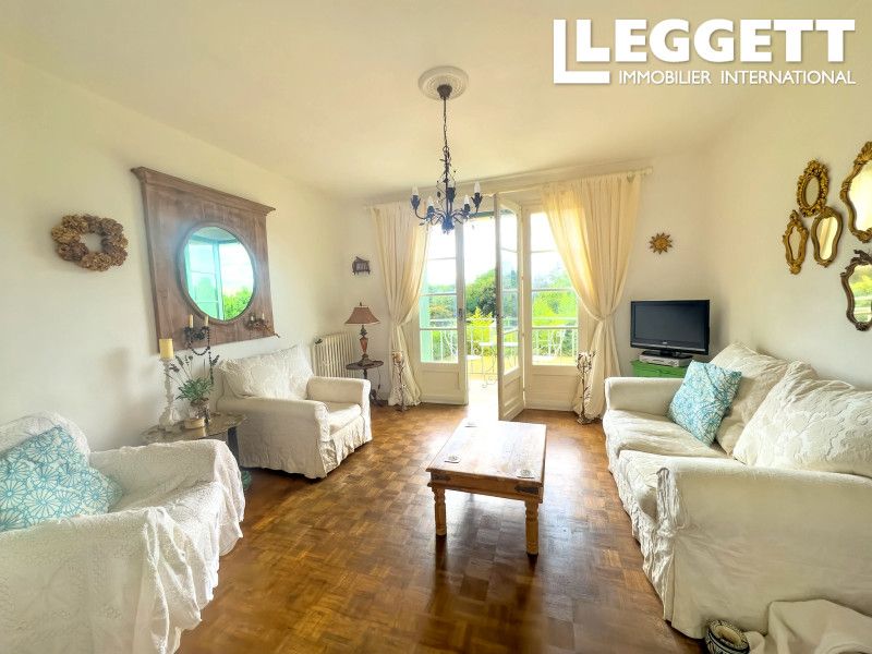 Property photo 3 of 10