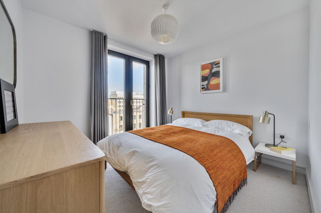 Additional image 8 of 2 bed flat for saleFrench Yard, Bristol BS1