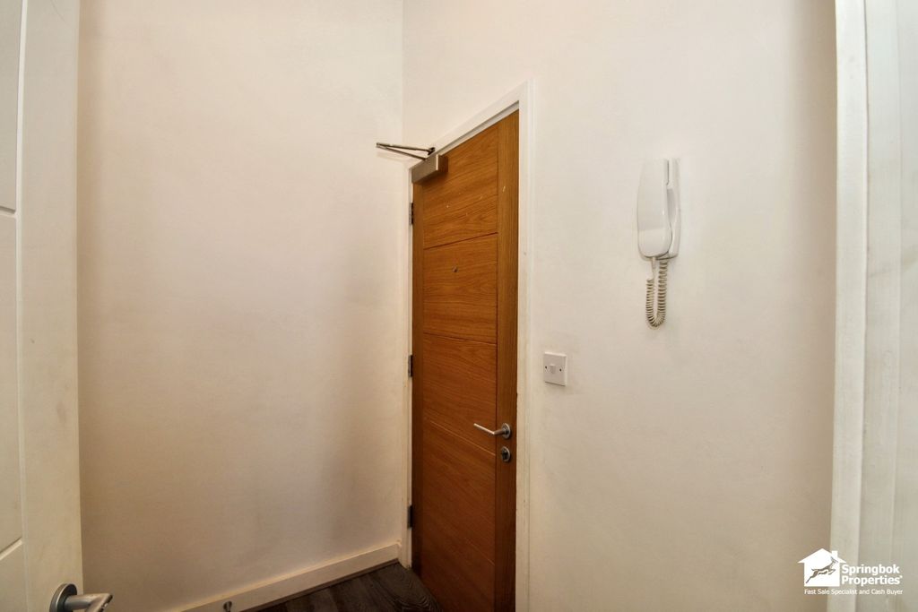 Property photo 3 of 10 Image 2
