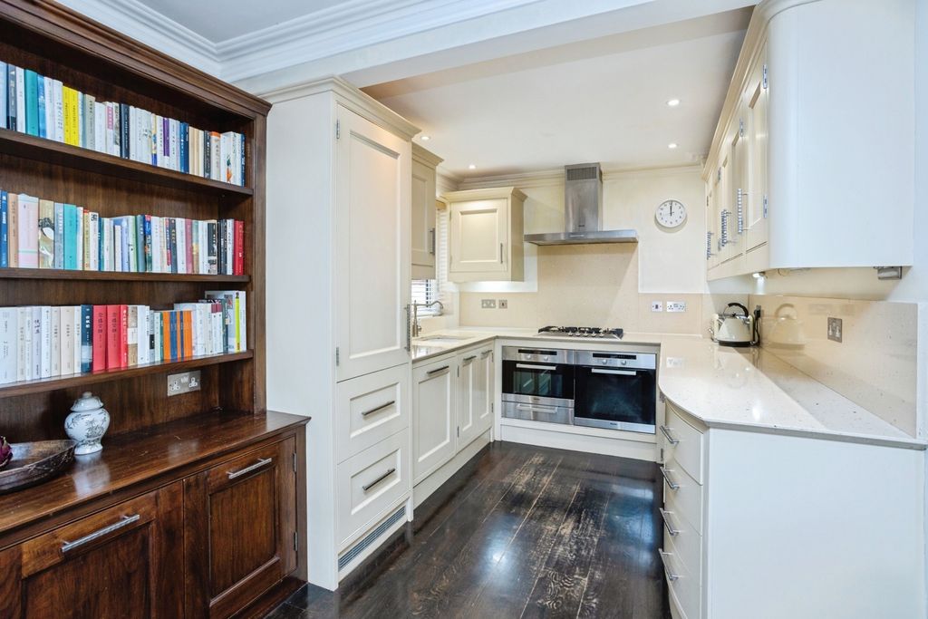 Property photo 3 of 25 Pbox-Img.Jpg