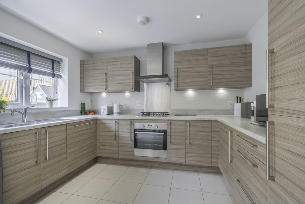 Property photo 2 of 15 Dsc_1440Hdr-Edit