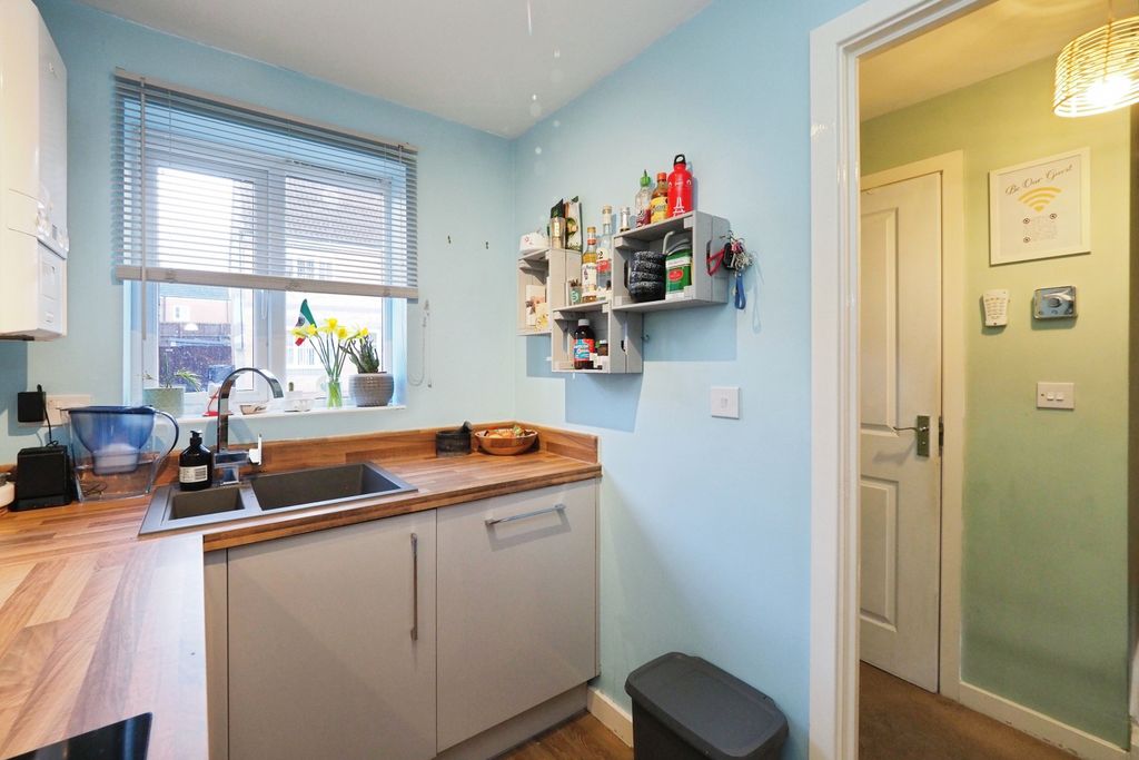 Property photo 3 of 19 Img_4196