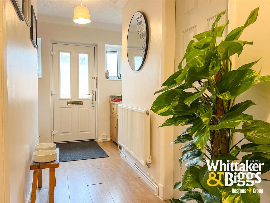 Property photo 2 of 13 Hall