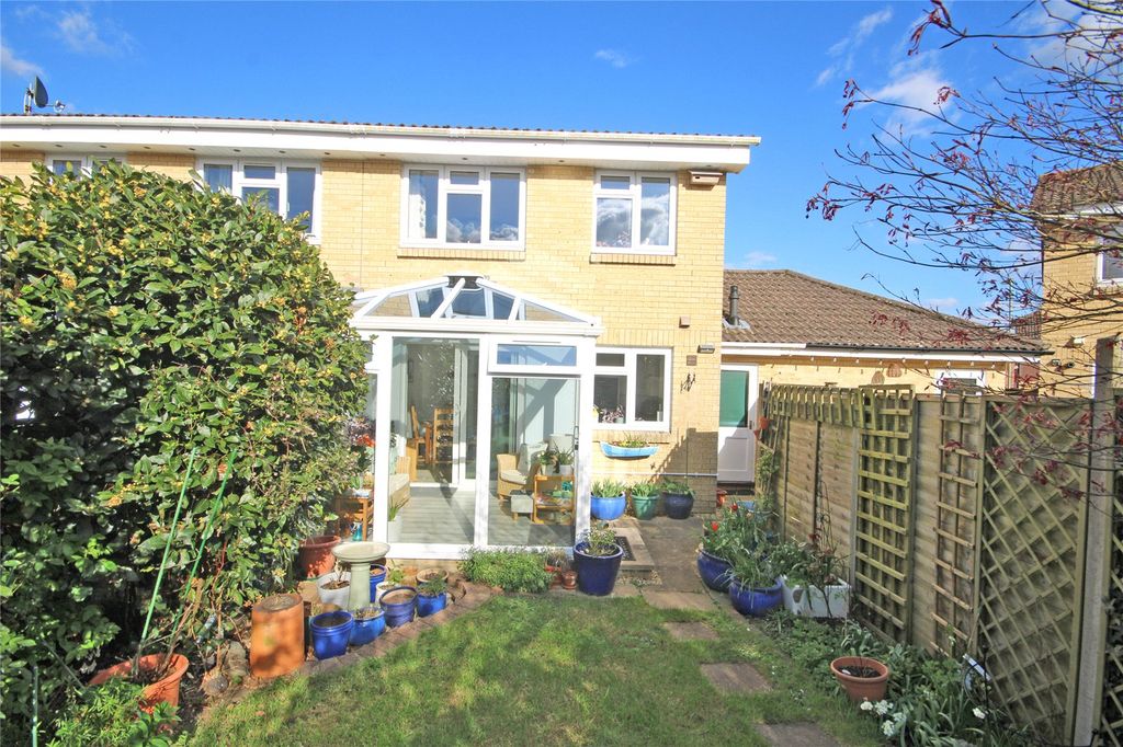 Property photo 2 of 13 Picture No. 10