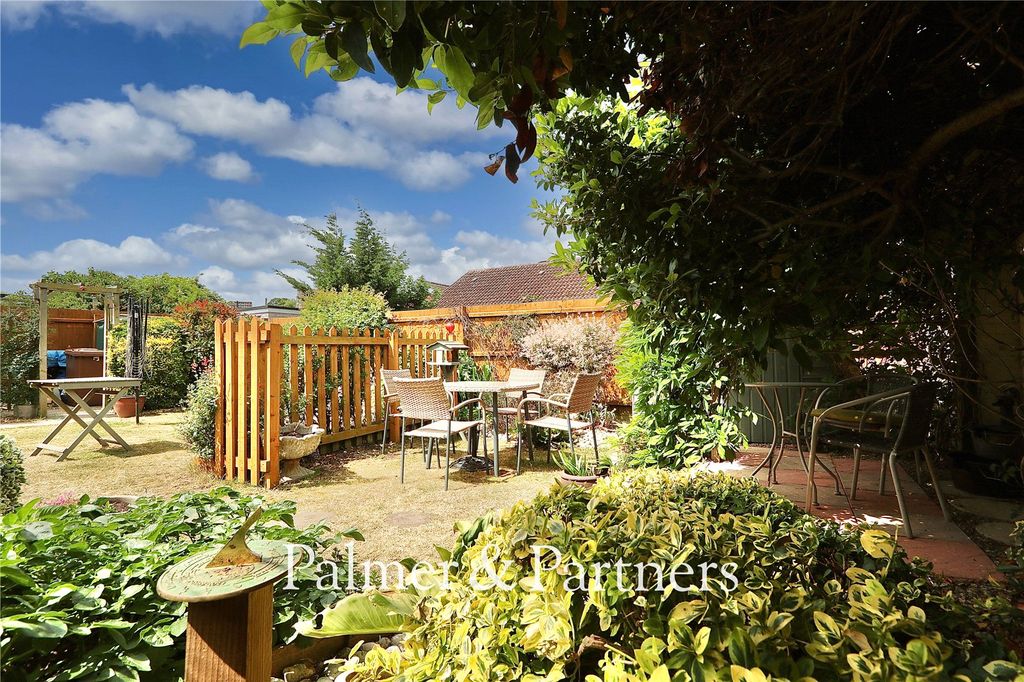 Property photo 3 of 19 Picture No. 06