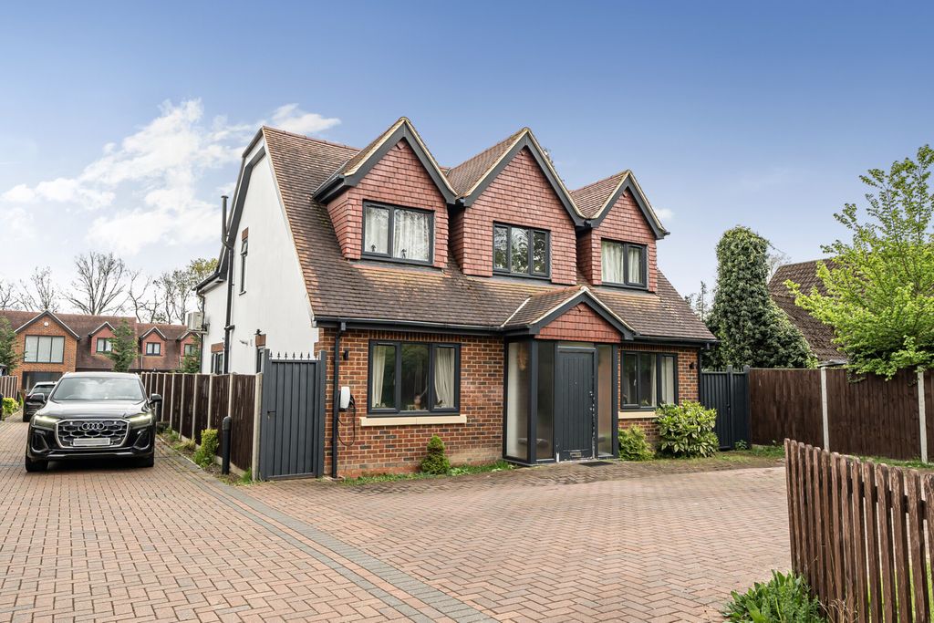 Property photo 1 of 25 1442113-4-69E004d...