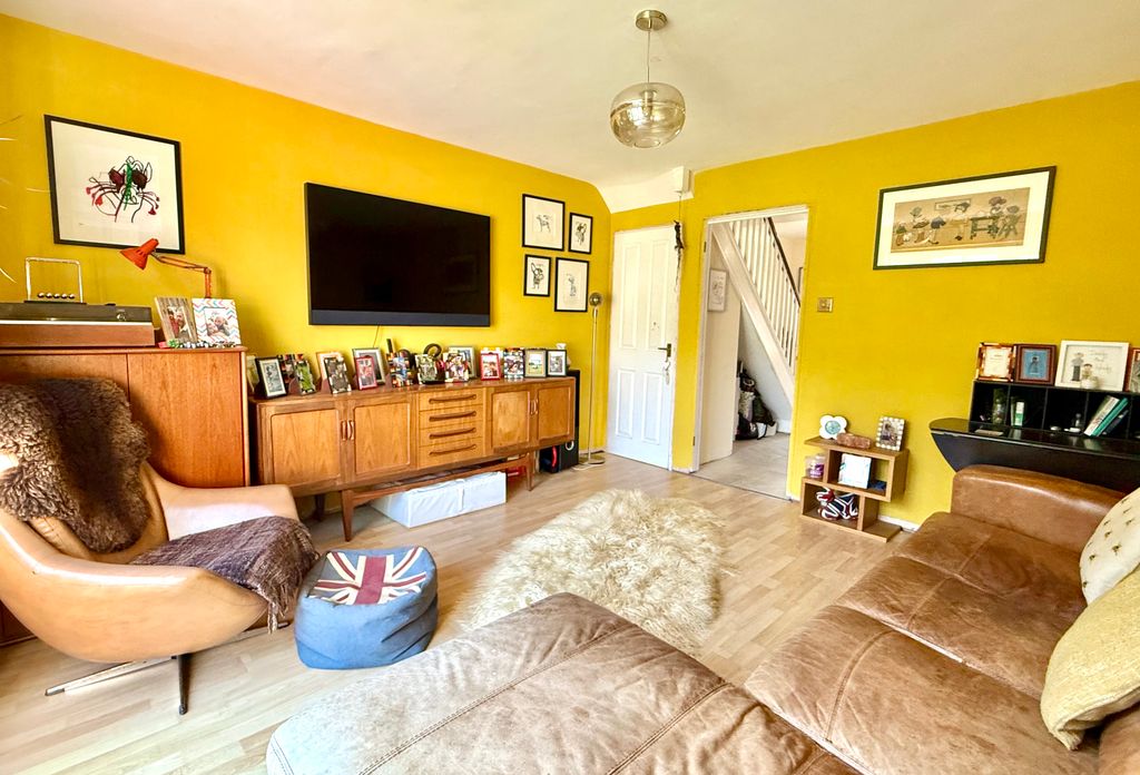 Property photo 2 of 13