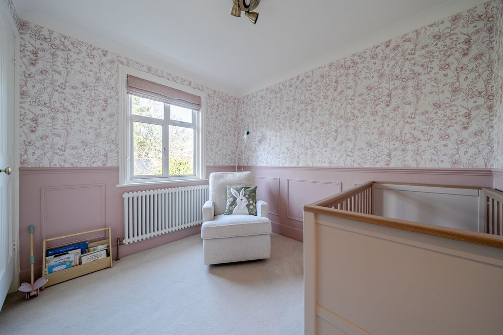 Additional image 4 of 3 bed semi-detached house for saleChurch Path, Hook RG27
