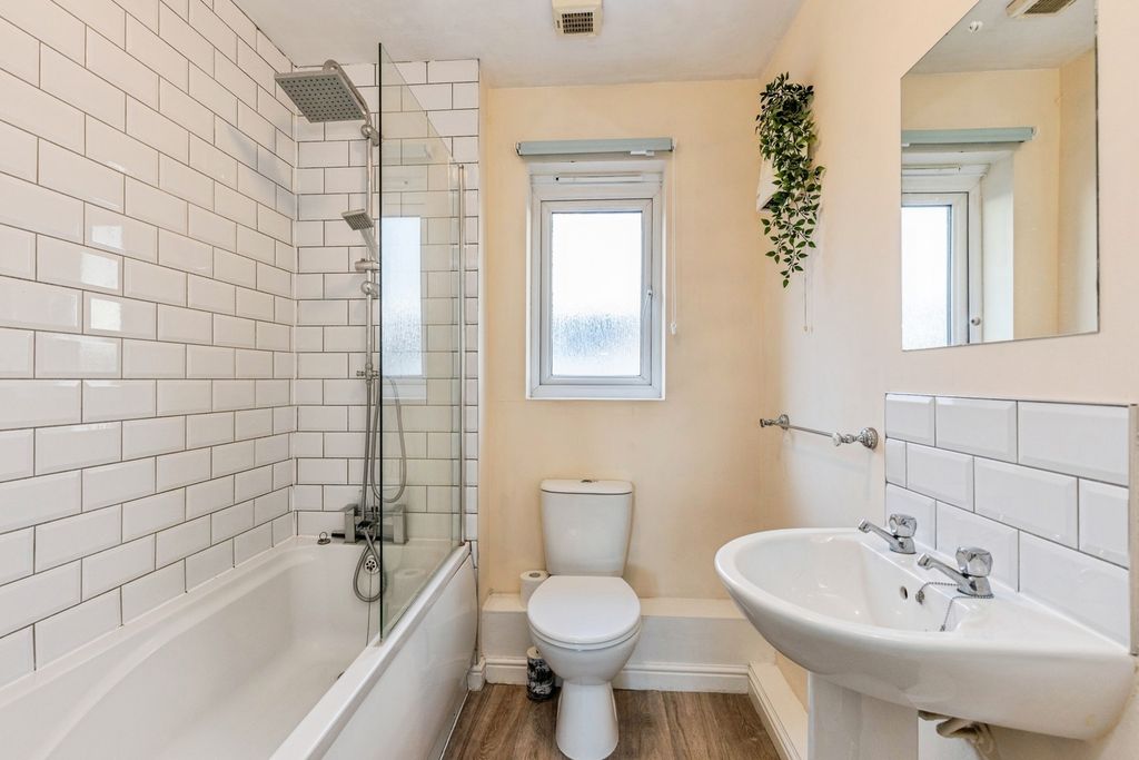 Property photo 2 of 9 Pbox-Img.Jpg